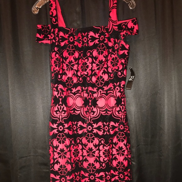 Classy Dress - Picture 1 of 2